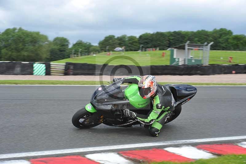 Motorcycle action photographs;Trackday digital images;event digital images;eventdigitalimages;no limits trackday;oulton park;oulton park circuit cheshire;oulton park photographs;peter wileman photography;trackday;trackday photos