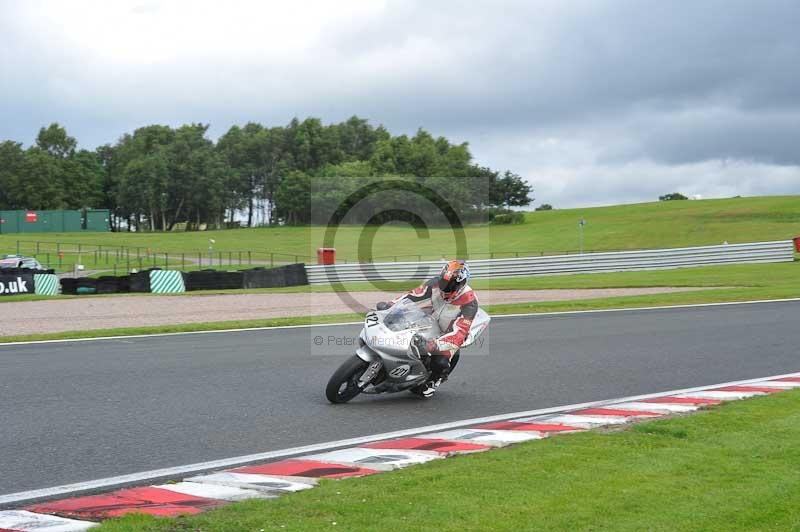 Motorcycle action photographs;Trackday digital images;event digital images;eventdigitalimages;no limits trackday;oulton park;oulton park circuit cheshire;oulton park photographs;peter wileman photography;trackday;trackday photos