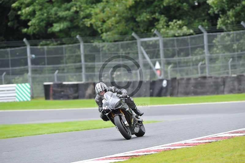 Motorcycle action photographs;Trackday digital images;event digital images;eventdigitalimages;no limits trackday;oulton park;oulton park circuit cheshire;oulton park photographs;peter wileman photography;trackday;trackday photos