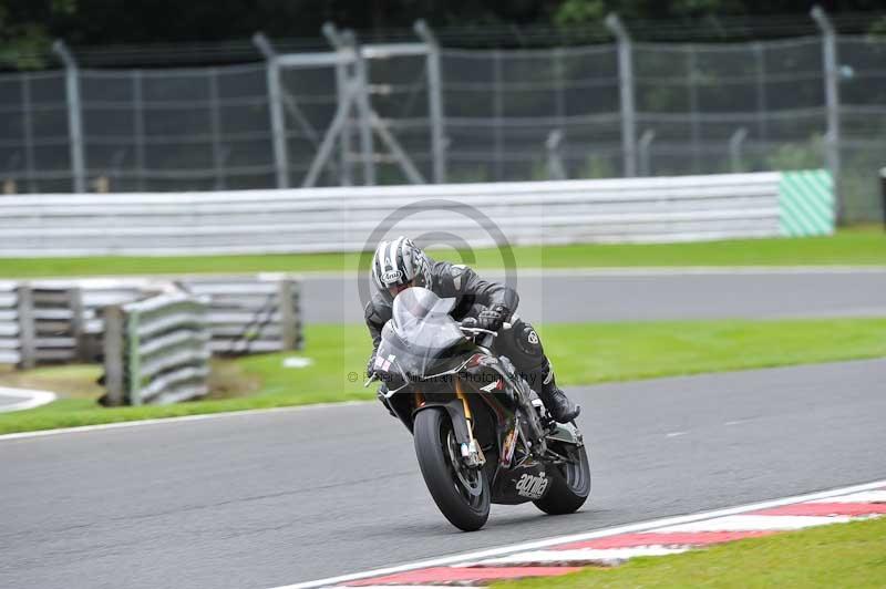 Motorcycle action photographs;Trackday digital images;event digital images;eventdigitalimages;no limits trackday;oulton park;oulton park circuit cheshire;oulton park photographs;peter wileman photography;trackday;trackday photos