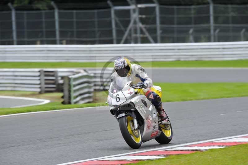 Motorcycle action photographs;Trackday digital images;event digital images;eventdigitalimages;no limits trackday;oulton park;oulton park circuit cheshire;oulton park photographs;peter wileman photography;trackday;trackday photos