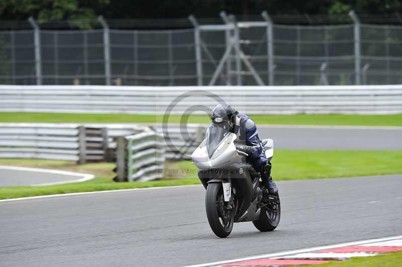 Motorcycle action photographs;Trackday digital images;event digital images;eventdigitalimages;no limits trackday;oulton park;oulton park circuit cheshire;oulton park photographs;peter wileman photography;trackday;trackday photos