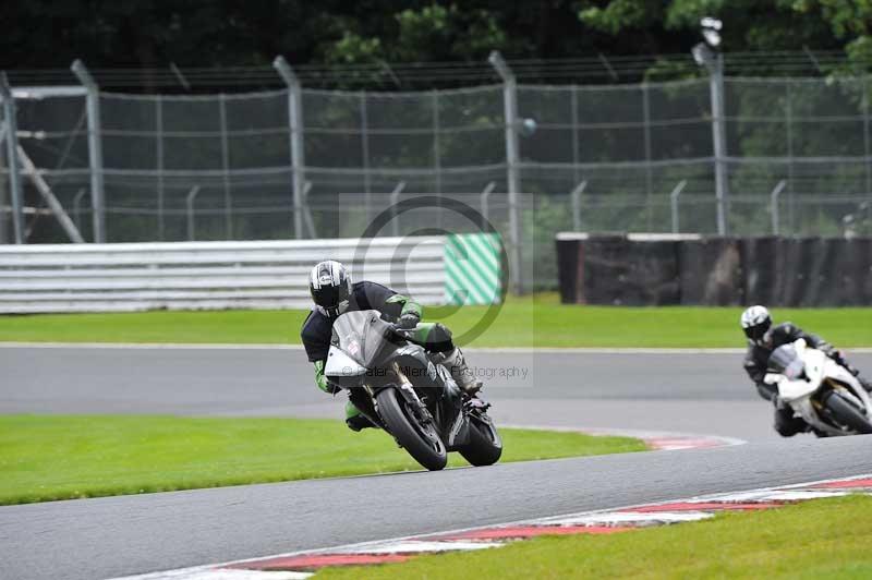 Motorcycle action photographs;Trackday digital images;event digital images;eventdigitalimages;no limits trackday;oulton park;oulton park circuit cheshire;oulton park photographs;peter wileman photography;trackday;trackday photos