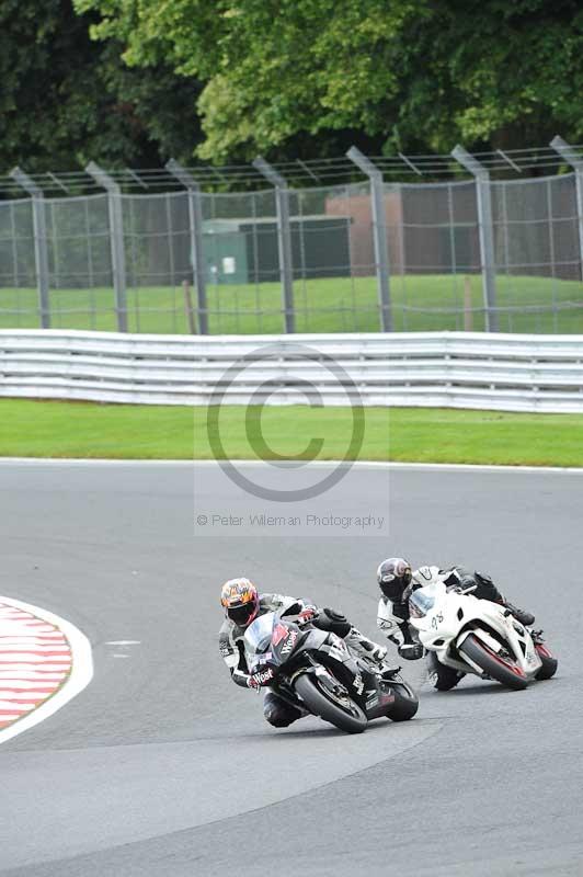 Motorcycle action photographs;Trackday digital images;event digital images;eventdigitalimages;no limits trackday;oulton park;oulton park circuit cheshire;oulton park photographs;peter wileman photography;trackday;trackday photos