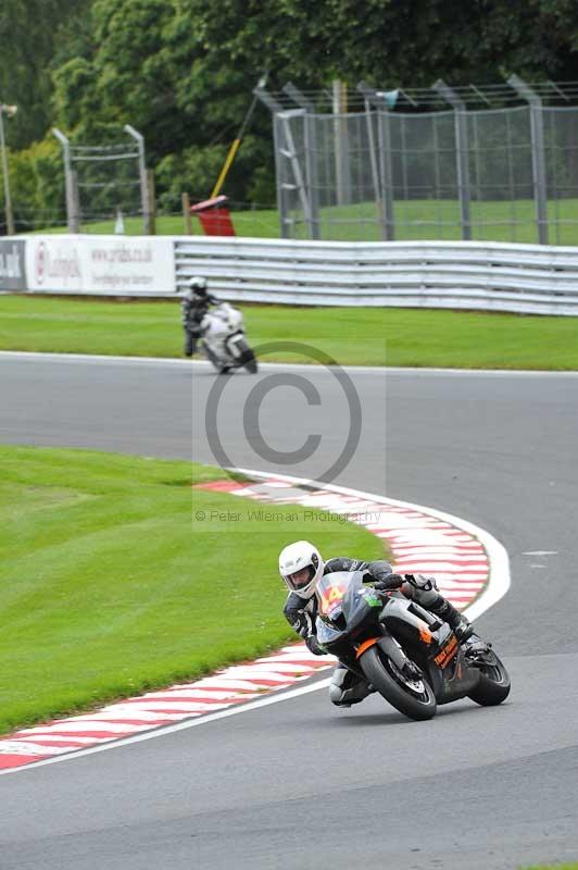 Motorcycle action photographs;Trackday digital images;event digital images;eventdigitalimages;no limits trackday;oulton park;oulton park circuit cheshire;oulton park photographs;peter wileman photography;trackday;trackday photos