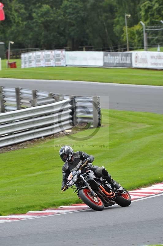 Motorcycle action photographs;Trackday digital images;event digital images;eventdigitalimages;no limits trackday;oulton park;oulton park circuit cheshire;oulton park photographs;peter wileman photography;trackday;trackday photos