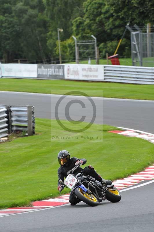 Motorcycle action photographs;Trackday digital images;event digital images;eventdigitalimages;no limits trackday;oulton park;oulton park circuit cheshire;oulton park photographs;peter wileman photography;trackday;trackday photos