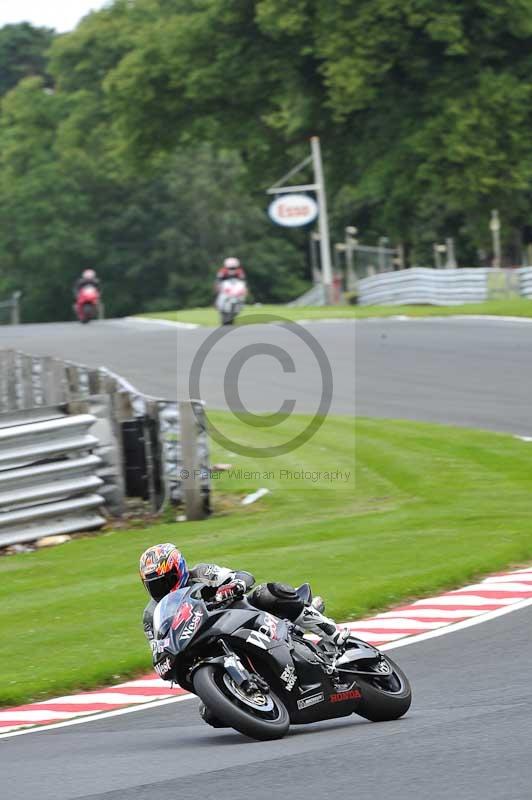 Motorcycle action photographs;Trackday digital images;event digital images;eventdigitalimages;no limits trackday;oulton park;oulton park circuit cheshire;oulton park photographs;peter wileman photography;trackday;trackday photos