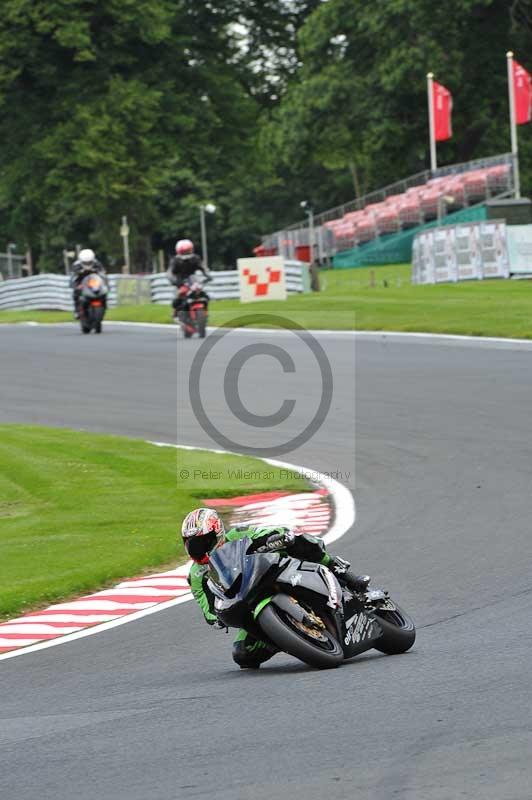 Motorcycle action photographs;Trackday digital images;event digital images;eventdigitalimages;no limits trackday;oulton park;oulton park circuit cheshire;oulton park photographs;peter wileman photography;trackday;trackday photos