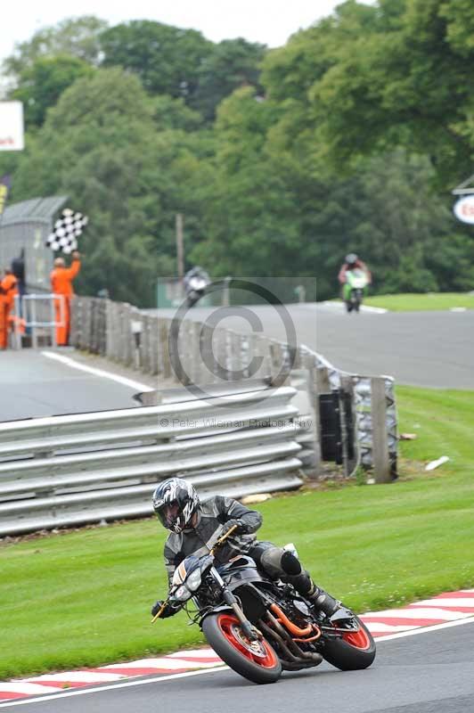 Motorcycle action photographs;Trackday digital images;event digital images;eventdigitalimages;no limits trackday;oulton park;oulton park circuit cheshire;oulton park photographs;peter wileman photography;trackday;trackday photos