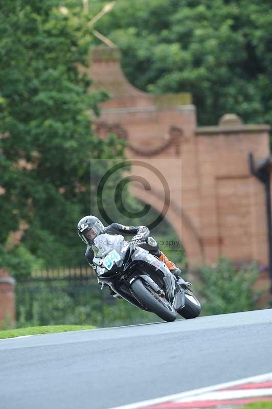 Motorcycle action photographs;Trackday digital images;event digital images;eventdigitalimages;no limits trackday;oulton park;oulton park circuit cheshire;oulton park photographs;peter wileman photography;trackday;trackday photos