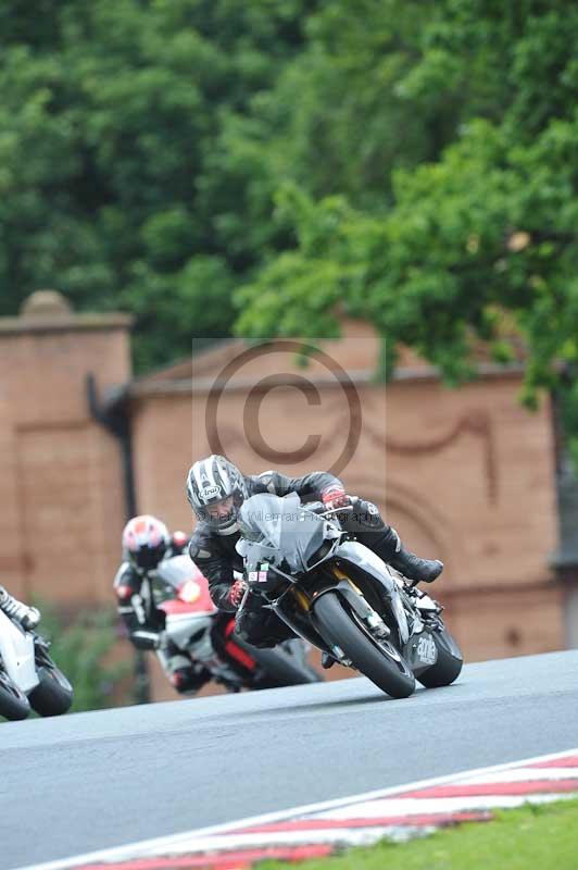 Motorcycle action photographs;Trackday digital images;event digital images;eventdigitalimages;no limits trackday;oulton park;oulton park circuit cheshire;oulton park photographs;peter wileman photography;trackday;trackday photos