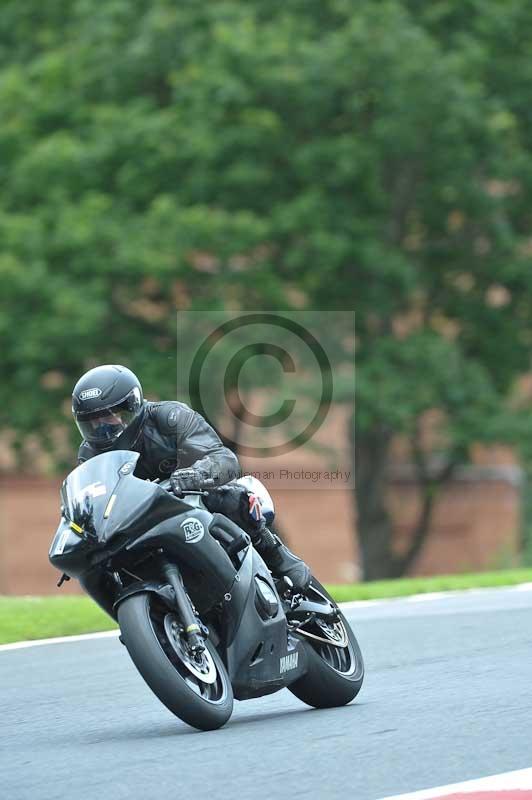 Motorcycle action photographs;Trackday digital images;event digital images;eventdigitalimages;no limits trackday;oulton park;oulton park circuit cheshire;oulton park photographs;peter wileman photography;trackday;trackday photos