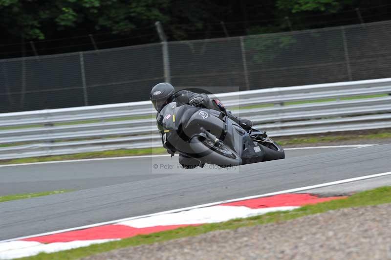 Motorcycle action photographs;Trackday digital images;event digital images;eventdigitalimages;no limits trackday;oulton park;oulton park circuit cheshire;oulton park photographs;peter wileman photography;trackday;trackday photos