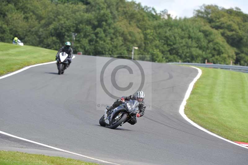 Motorcycle action photographs;Trackday digital images;event digital images;eventdigitalimages;no limits trackday;oulton park;oulton park circuit cheshire;oulton park photographs;peter wileman photography;trackday;trackday photos