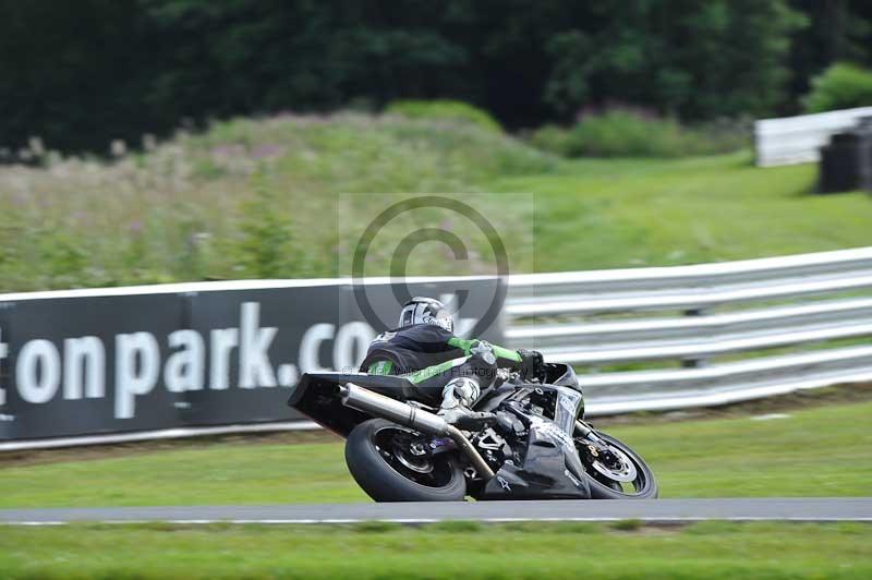 Motorcycle action photographs;Trackday digital images;event digital images;eventdigitalimages;no limits trackday;oulton park;oulton park circuit cheshire;oulton park photographs;peter wileman photography;trackday;trackday photos