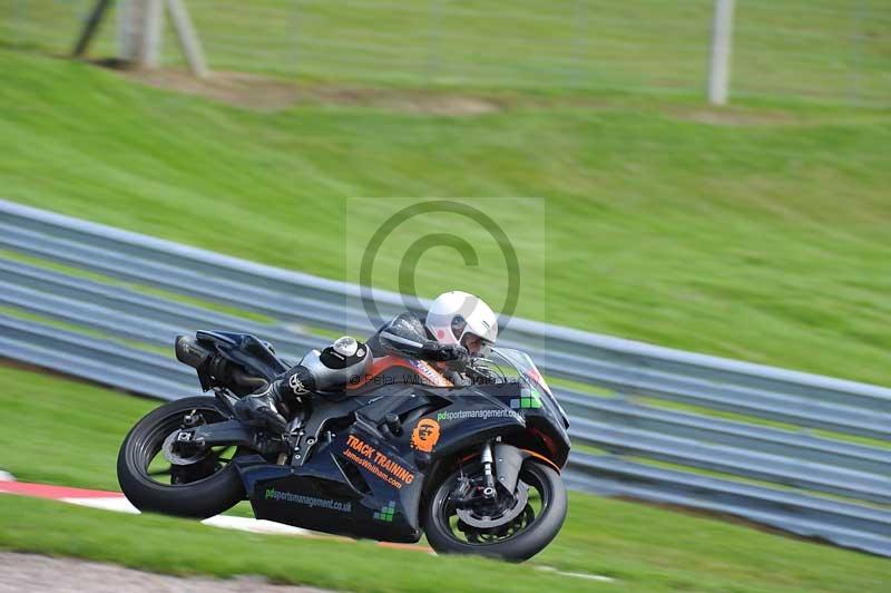 Motorcycle action photographs;Trackday digital images;event digital images;eventdigitalimages;no limits trackday;oulton park;oulton park circuit cheshire;oulton park photographs;peter wileman photography;trackday;trackday photos