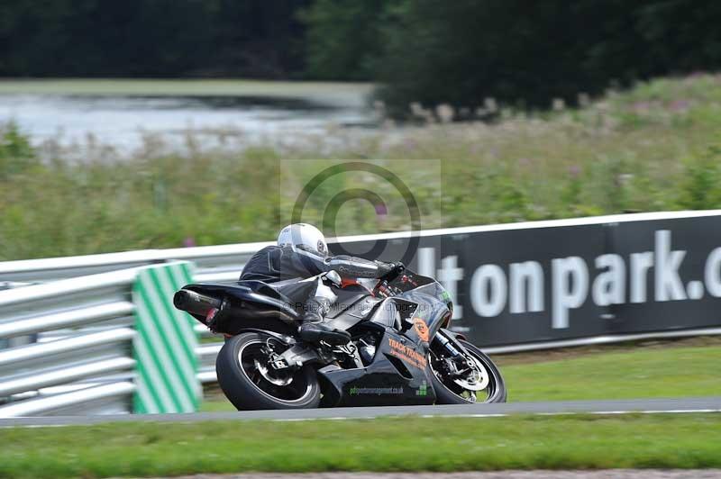 Motorcycle action photographs;Trackday digital images;event digital images;eventdigitalimages;no limits trackday;oulton park;oulton park circuit cheshire;oulton park photographs;peter wileman photography;trackday;trackday photos