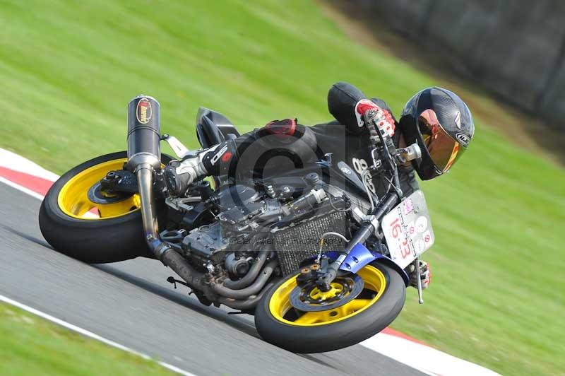 Motorcycle action photographs;Trackday digital images;event digital images;eventdigitalimages;no limits trackday;oulton park;oulton park circuit cheshire;oulton park photographs;peter wileman photography;trackday;trackday photos