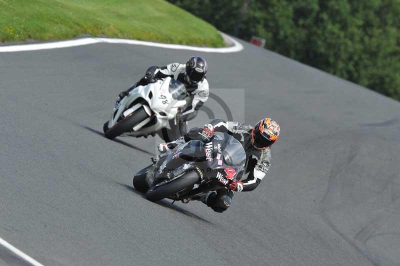 Motorcycle action photographs;Trackday digital images;event digital images;eventdigitalimages;no limits trackday;oulton park;oulton park circuit cheshire;oulton park photographs;peter wileman photography;trackday;trackday photos