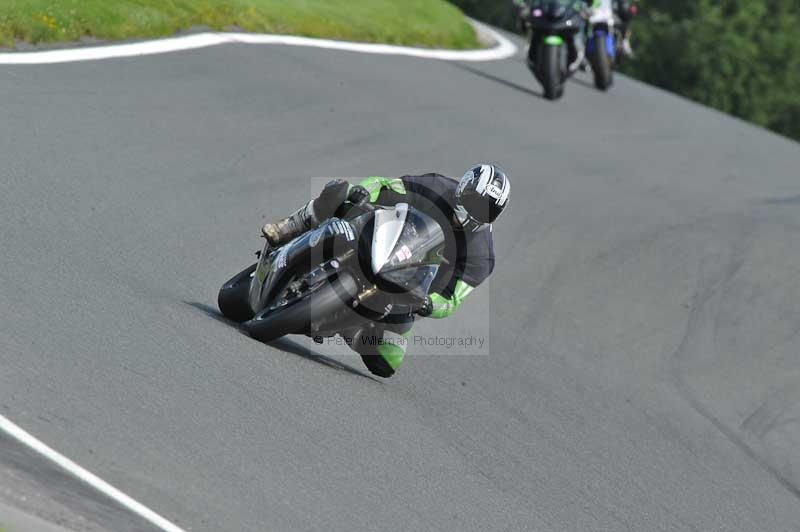 Motorcycle action photographs;Trackday digital images;event digital images;eventdigitalimages;no limits trackday;oulton park;oulton park circuit cheshire;oulton park photographs;peter wileman photography;trackday;trackday photos