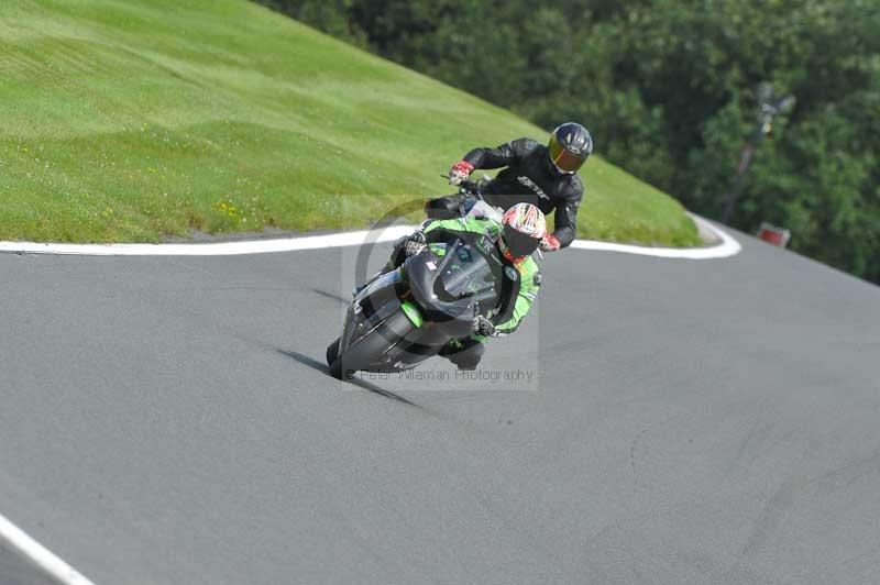 Motorcycle action photographs;Trackday digital images;event digital images;eventdigitalimages;no limits trackday;oulton park;oulton park circuit cheshire;oulton park photographs;peter wileman photography;trackday;trackday photos