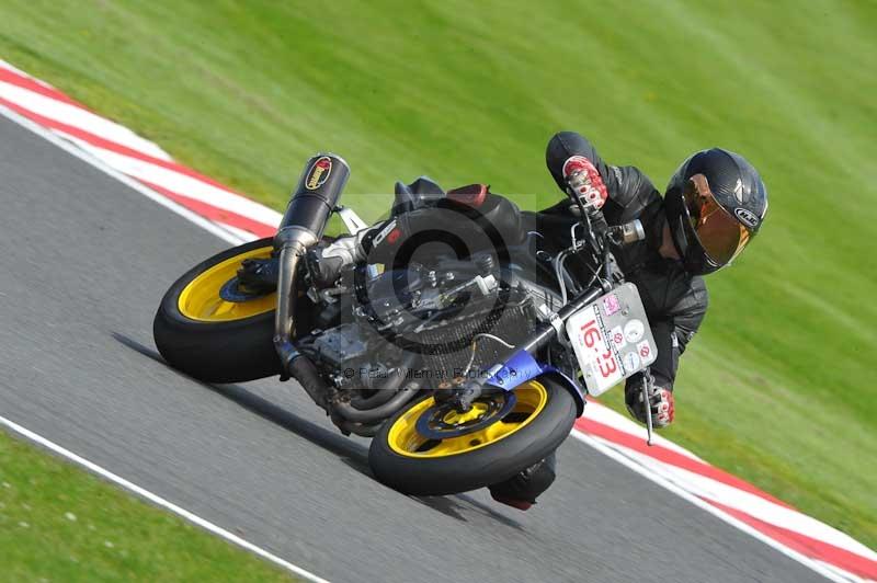 Motorcycle action photographs;Trackday digital images;event digital images;eventdigitalimages;no limits trackday;oulton park;oulton park circuit cheshire;oulton park photographs;peter wileman photography;trackday;trackday photos