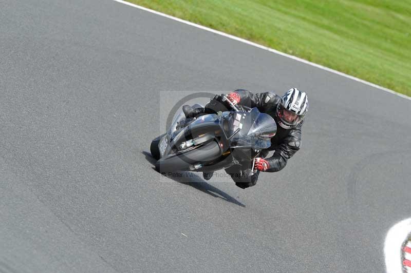 Motorcycle action photographs;Trackday digital images;event digital images;eventdigitalimages;no limits trackday;oulton park;oulton park circuit cheshire;oulton park photographs;peter wileman photography;trackday;trackday photos