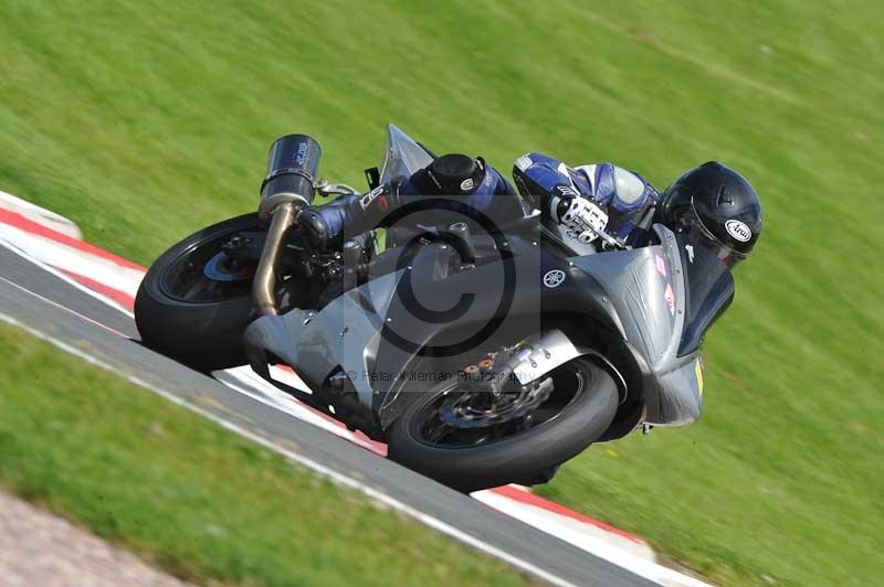 Motorcycle action photographs;Trackday digital images;event digital images;eventdigitalimages;no limits trackday;oulton park;oulton park circuit cheshire;oulton park photographs;peter wileman photography;trackday;trackday photos