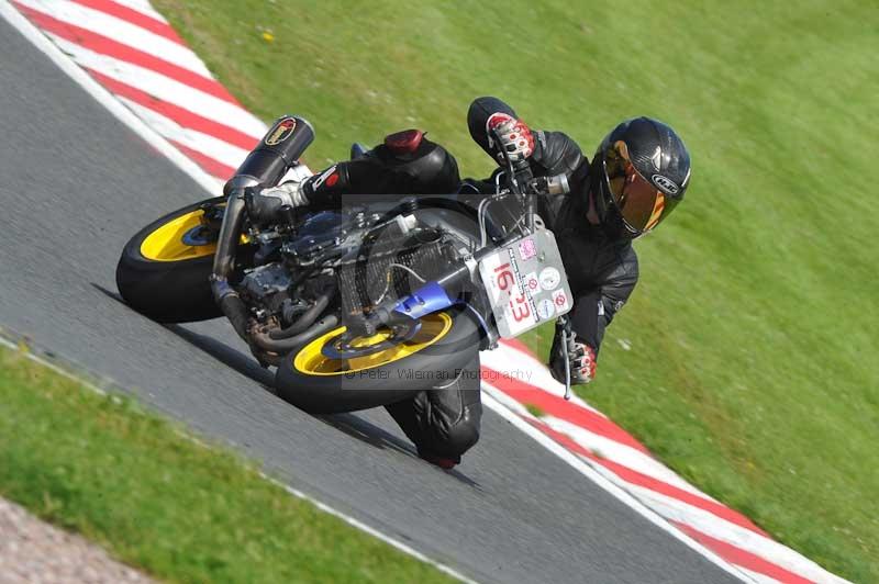 Motorcycle action photographs;Trackday digital images;event digital images;eventdigitalimages;no limits trackday;oulton park;oulton park circuit cheshire;oulton park photographs;peter wileman photography;trackday;trackday photos