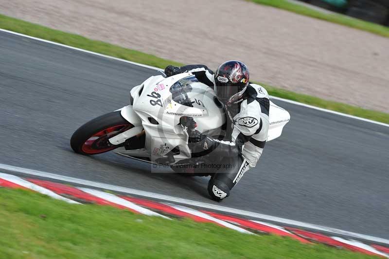 Motorcycle action photographs;Trackday digital images;event digital images;eventdigitalimages;no limits trackday;oulton park;oulton park circuit cheshire;oulton park photographs;peter wileman photography;trackday;trackday photos