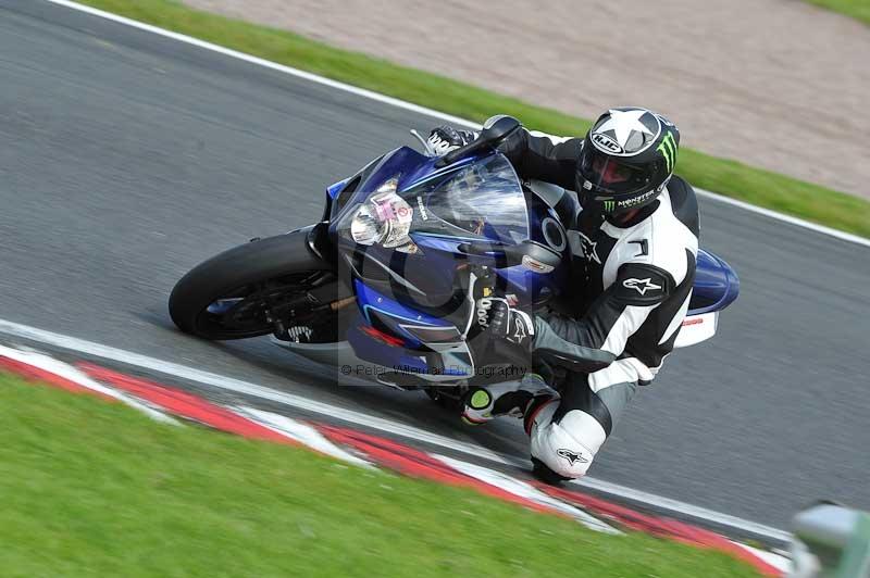 Motorcycle action photographs;Trackday digital images;event digital images;eventdigitalimages;no limits trackday;oulton park;oulton park circuit cheshire;oulton park photographs;peter wileman photography;trackday;trackday photos