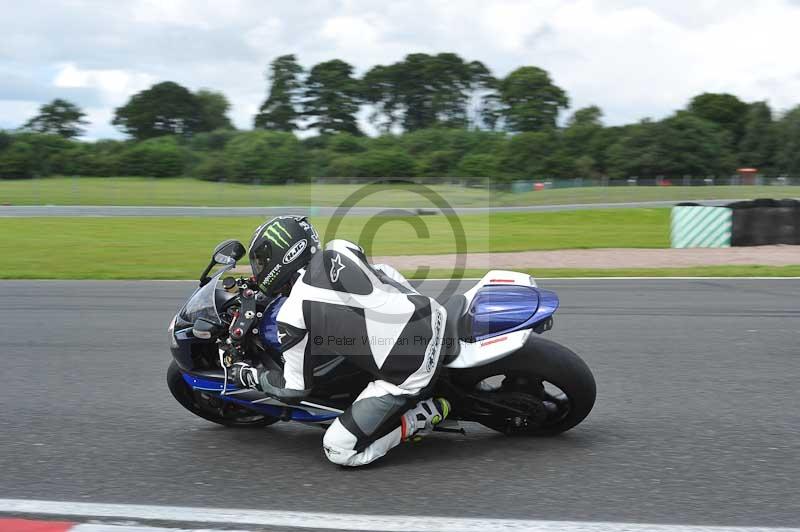 Motorcycle action photographs;Trackday digital images;event digital images;eventdigitalimages;no limits trackday;oulton park;oulton park circuit cheshire;oulton park photographs;peter wileman photography;trackday;trackday photos