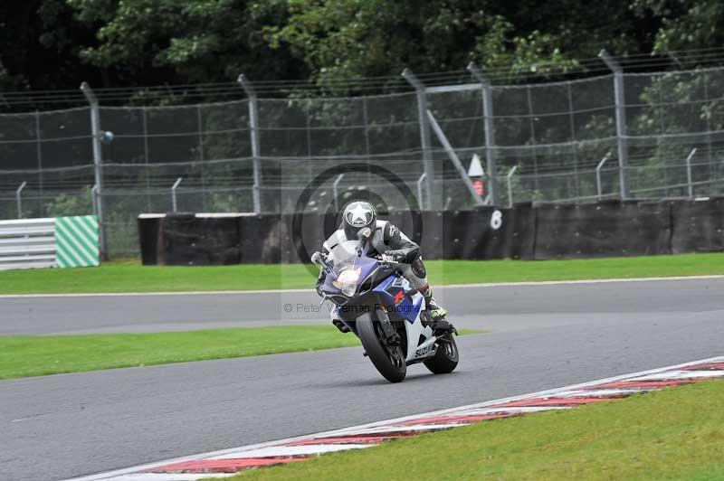 Motorcycle action photographs;Trackday digital images;event digital images;eventdigitalimages;no limits trackday;oulton park;oulton park circuit cheshire;oulton park photographs;peter wileman photography;trackday;trackday photos