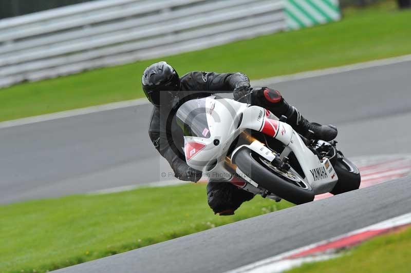 Motorcycle action photographs;Trackday digital images;event digital images;eventdigitalimages;no limits trackday;oulton park;oulton park circuit cheshire;oulton park photographs;peter wileman photography;trackday;trackday photos