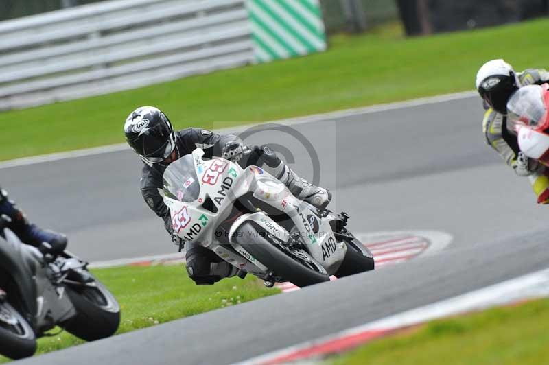 Motorcycle action photographs;Trackday digital images;event digital images;eventdigitalimages;no limits trackday;oulton park;oulton park circuit cheshire;oulton park photographs;peter wileman photography;trackday;trackday photos