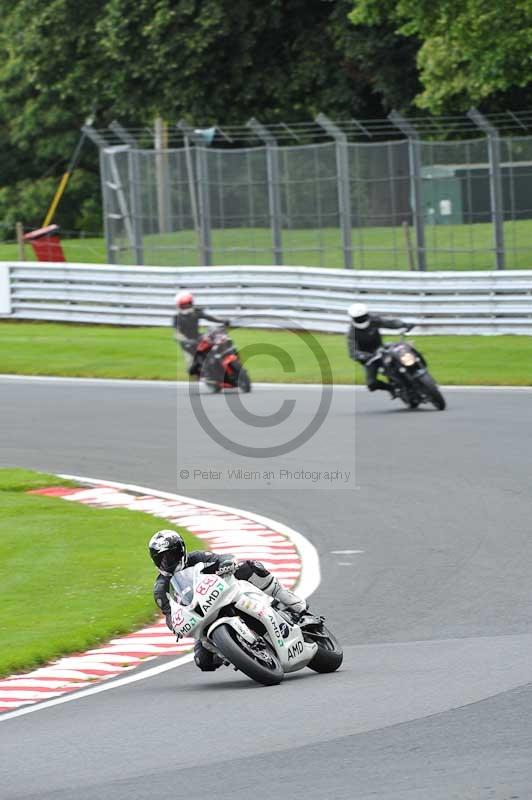 Motorcycle action photographs;Trackday digital images;event digital images;eventdigitalimages;no limits trackday;oulton park;oulton park circuit cheshire;oulton park photographs;peter wileman photography;trackday;trackday photos