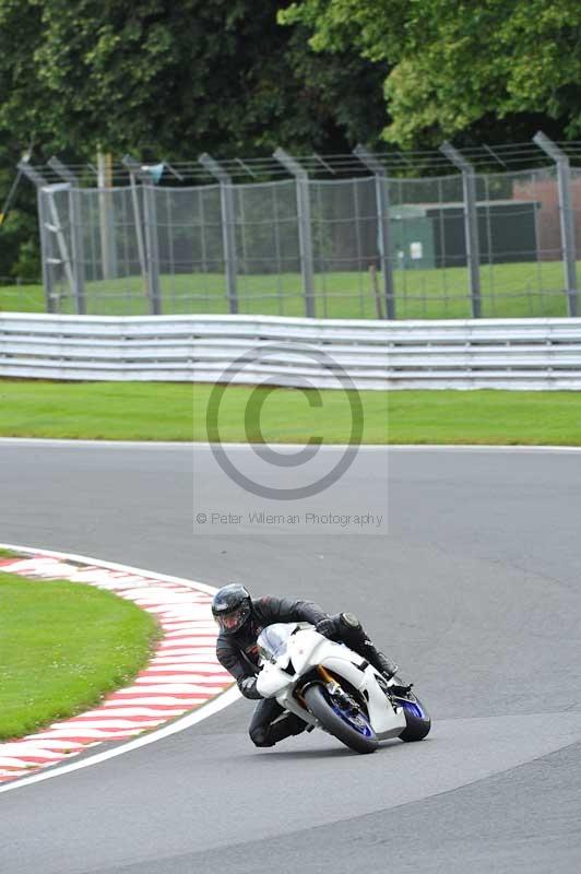 Motorcycle action photographs;Trackday digital images;event digital images;eventdigitalimages;no limits trackday;oulton park;oulton park circuit cheshire;oulton park photographs;peter wileman photography;trackday;trackday photos