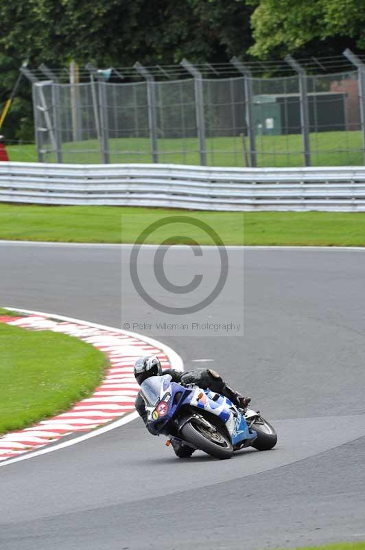 Motorcycle action photographs;Trackday digital images;event digital images;eventdigitalimages;no limits trackday;oulton park;oulton park circuit cheshire;oulton park photographs;peter wileman photography;trackday;trackday photos