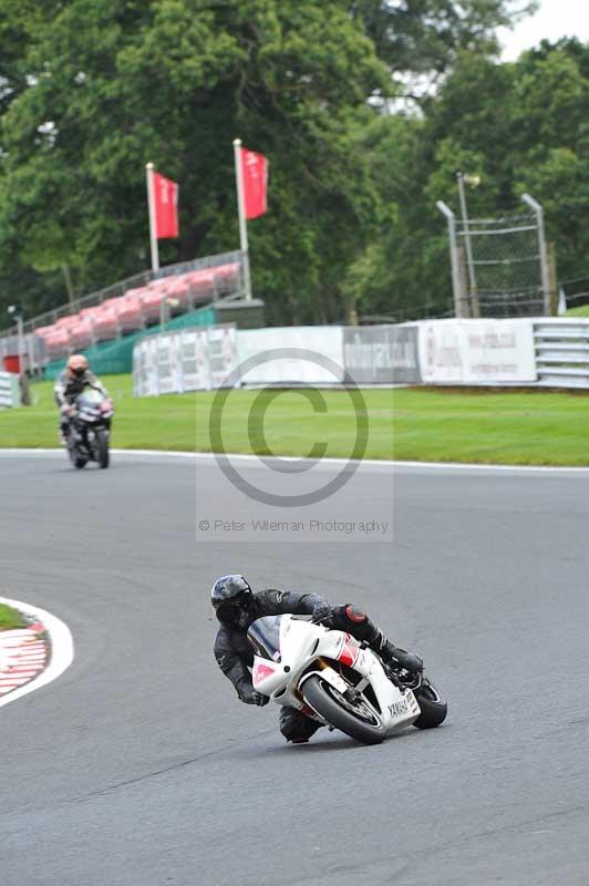 Motorcycle action photographs;Trackday digital images;event digital images;eventdigitalimages;no limits trackday;oulton park;oulton park circuit cheshire;oulton park photographs;peter wileman photography;trackday;trackday photos