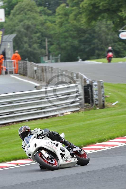 Motorcycle action photographs;Trackday digital images;event digital images;eventdigitalimages;no limits trackday;oulton park;oulton park circuit cheshire;oulton park photographs;peter wileman photography;trackday;trackday photos