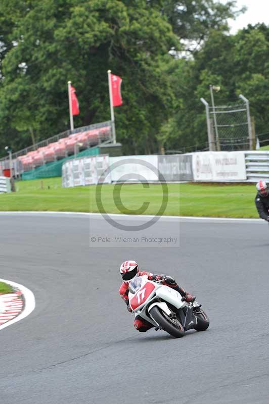 Motorcycle action photographs;Trackday digital images;event digital images;eventdigitalimages;no limits trackday;oulton park;oulton park circuit cheshire;oulton park photographs;peter wileman photography;trackday;trackday photos