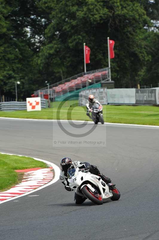 Motorcycle action photographs;Trackday digital images;event digital images;eventdigitalimages;no limits trackday;oulton park;oulton park circuit cheshire;oulton park photographs;peter wileman photography;trackday;trackday photos