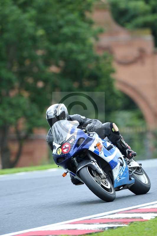 Motorcycle action photographs;Trackday digital images;event digital images;eventdigitalimages;no limits trackday;oulton park;oulton park circuit cheshire;oulton park photographs;peter wileman photography;trackday;trackday photos