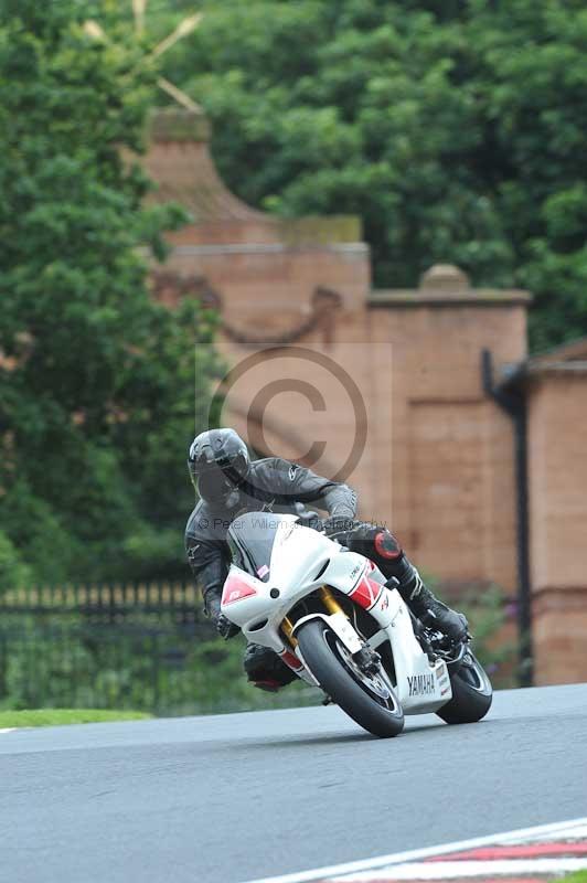 Motorcycle action photographs;Trackday digital images;event digital images;eventdigitalimages;no limits trackday;oulton park;oulton park circuit cheshire;oulton park photographs;peter wileman photography;trackday;trackday photos