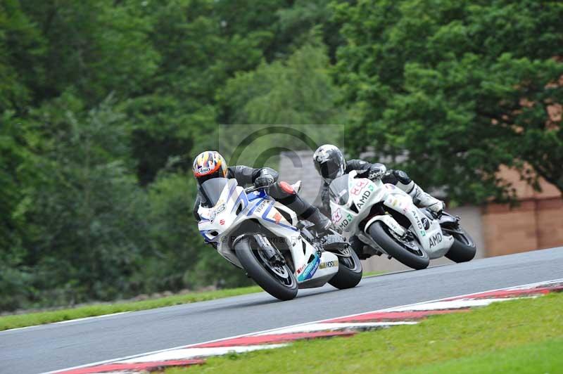 Motorcycle action photographs;Trackday digital images;event digital images;eventdigitalimages;no limits trackday;oulton park;oulton park circuit cheshire;oulton park photographs;peter wileman photography;trackday;trackday photos