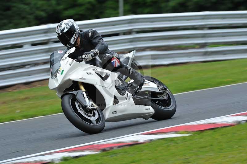 Motorcycle action photographs;Trackday digital images;event digital images;eventdigitalimages;no limits trackday;oulton park;oulton park circuit cheshire;oulton park photographs;peter wileman photography;trackday;trackday photos