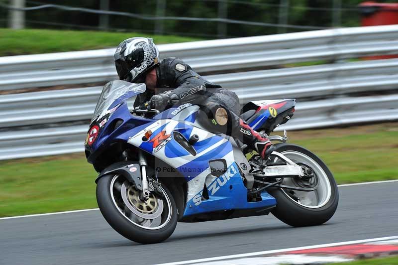 Motorcycle action photographs;Trackday digital images;event digital images;eventdigitalimages;no limits trackday;oulton park;oulton park circuit cheshire;oulton park photographs;peter wileman photography;trackday;trackday photos