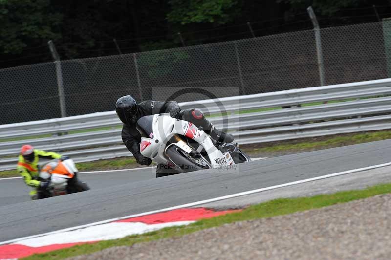 Motorcycle action photographs;Trackday digital images;event digital images;eventdigitalimages;no limits trackday;oulton park;oulton park circuit cheshire;oulton park photographs;peter wileman photography;trackday;trackday photos