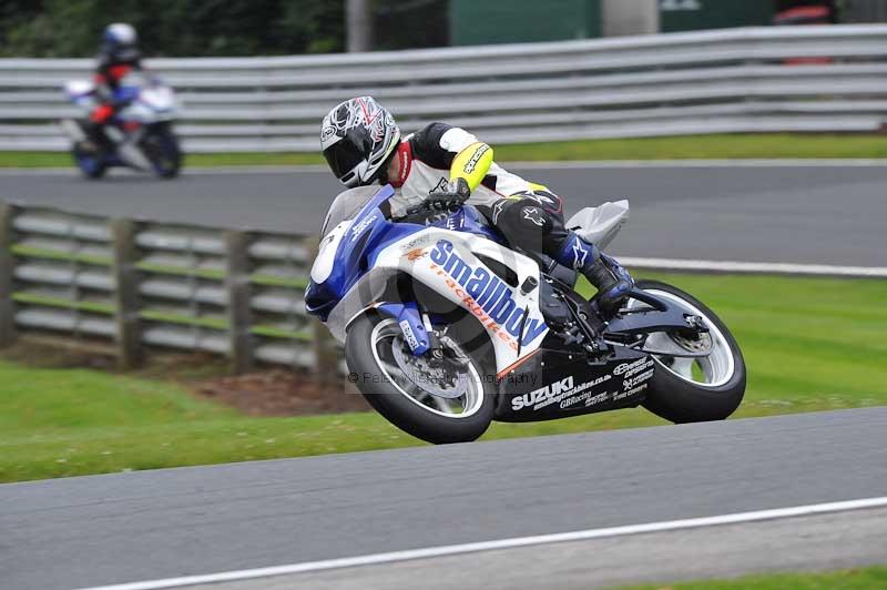 Motorcycle action photographs;Trackday digital images;event digital images;eventdigitalimages;no limits trackday;oulton park;oulton park circuit cheshire;oulton park photographs;peter wileman photography;trackday;trackday photos